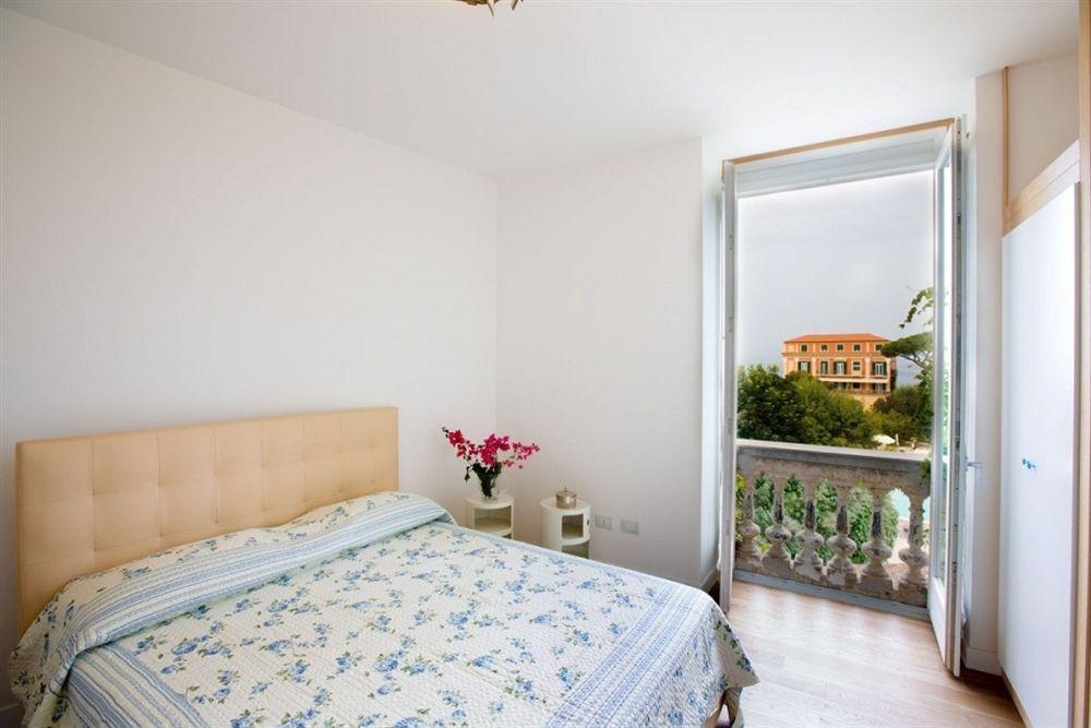 Agora Apartments Sorrento Exterior photo